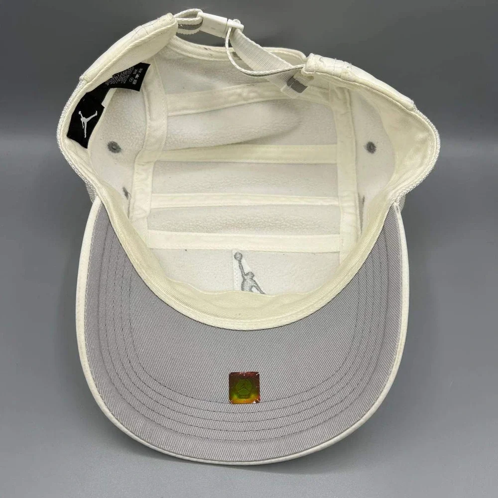 Air Jordan 5 Panel Hat Men White Embroidered‎ Logo Jumpman Strap Back Cap
